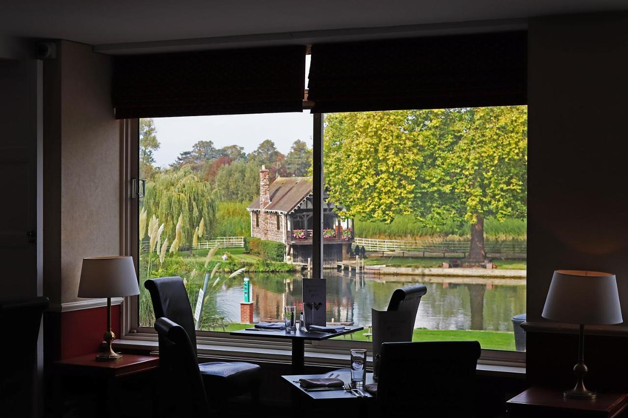 Hotel Shillingford Bridge 3*